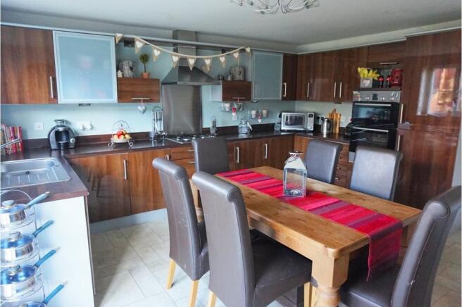 Kitchen / Diner