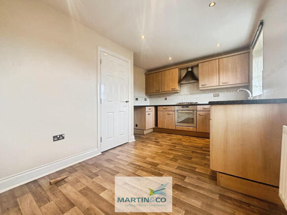 52a53655--4746-BD...