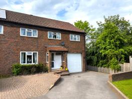 1, Williamson Close, Grayswood, Haslemere GU27 2DA