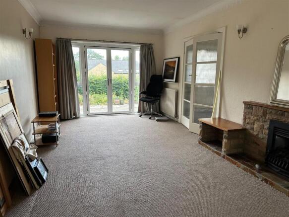 4 bed Detached for sale Image 7
