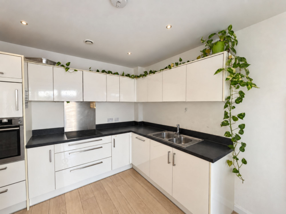 42 Brennan House E10