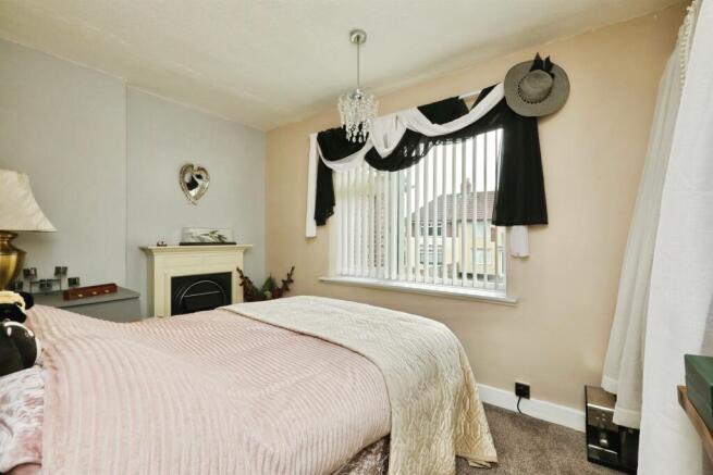 2 bed Semi-Detached for sale Image 11