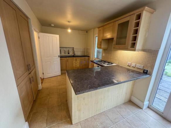 Kitchen Alt.jpg