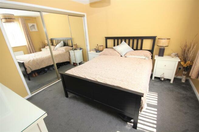 master bed 2.jpg