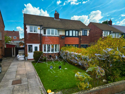 Dovedale Road, Stockport, SK2 5DZ