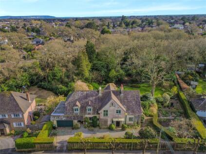 Barrs Avenue, New Milton, Hampshire, BH25