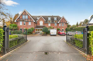 10, 23 Alexander House, Murdoch Road, Wokingham RG40 2BL