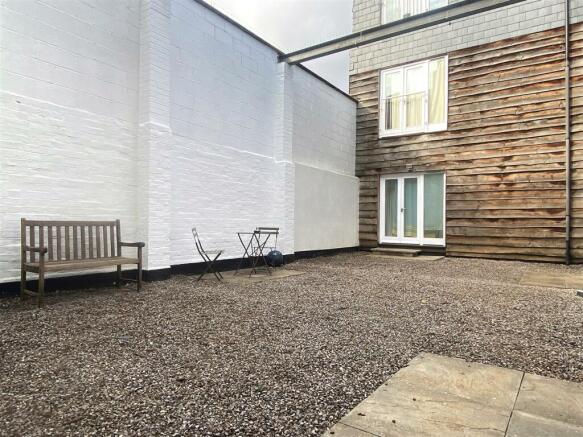 Courtyard.jpg