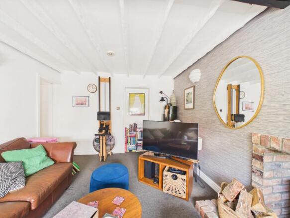 3 bed Semi-Detached for sale Image 11