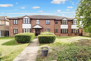 7, Templar Court, Essex Road, Romford RM7 8BY