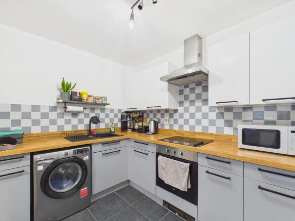 Kitchen/Living Area