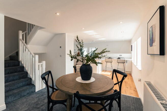 4 bed Town House for sale Image 8