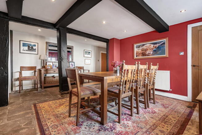 4 bed Semi-Detached for sale Image 7