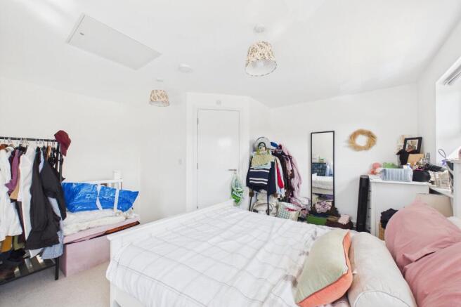 2 bed House for sale Image 9