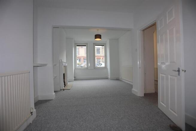 162 ST LEONARDS AVENUE (17).JPG