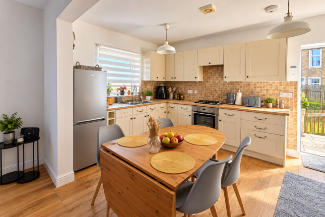 3 bed Detached for sale Image 6