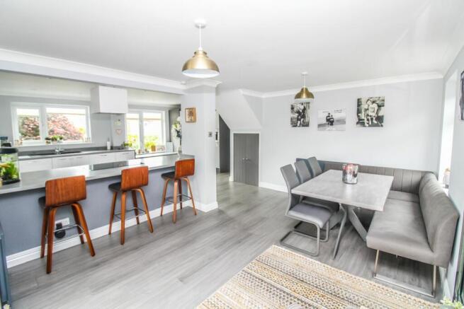 Open PLan Living pic 2