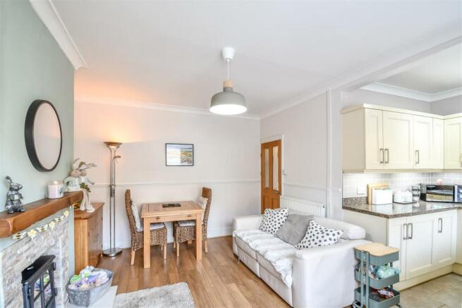 Sitting Room/Kitchen