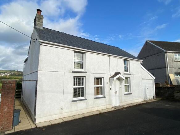 25 Heol Llanelli.jpg