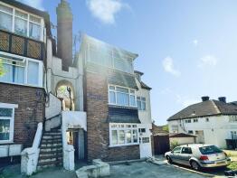 7, Shirley Court, Highfield Avenue, London NW9 0QD