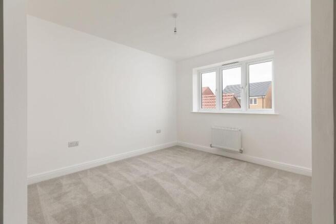 5 bed Detached for sale Image 12
