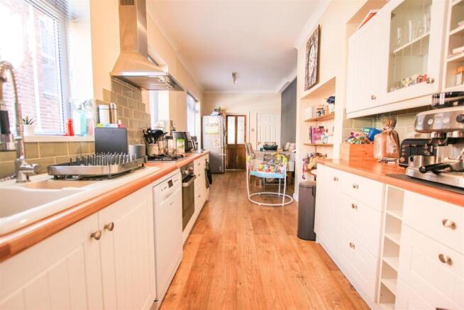 Kitchen/Breakfast Room