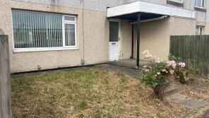 16, Stonecliffe Green, Farnley, Leeds LS12 5BB