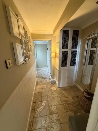 3 bed House for sale Image 12