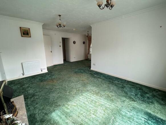 Sitting Room 2.JPG