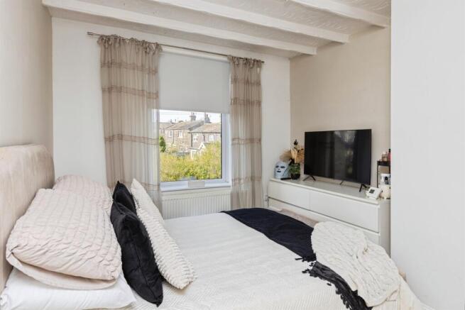 2 bed Terraced for sale Image 9