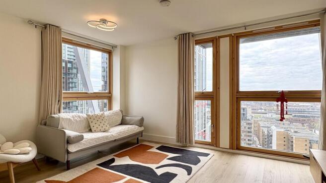 Mastmaker Road London, E14 For Sale by Barrain Lon