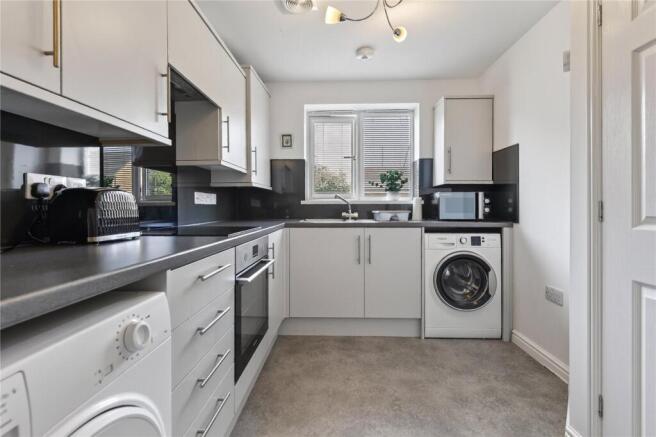 3 bed Semi-Detached for sale Image 5