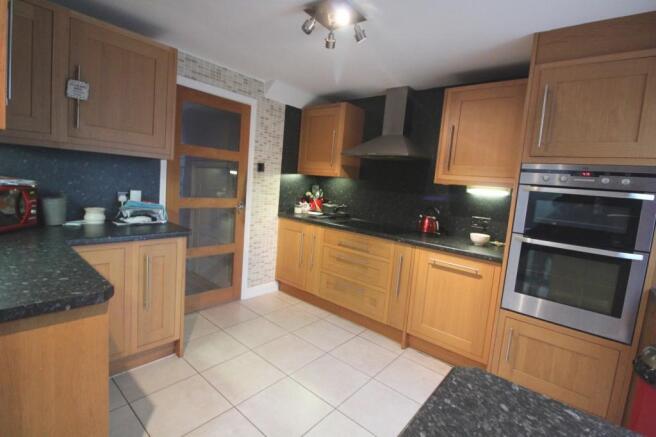 kitchen2