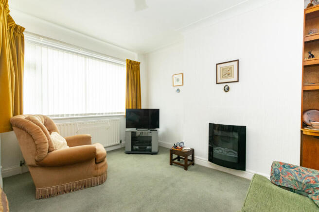 Lounge 1