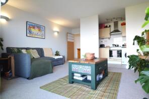 20, Tideslea Path, London SE28 0LX