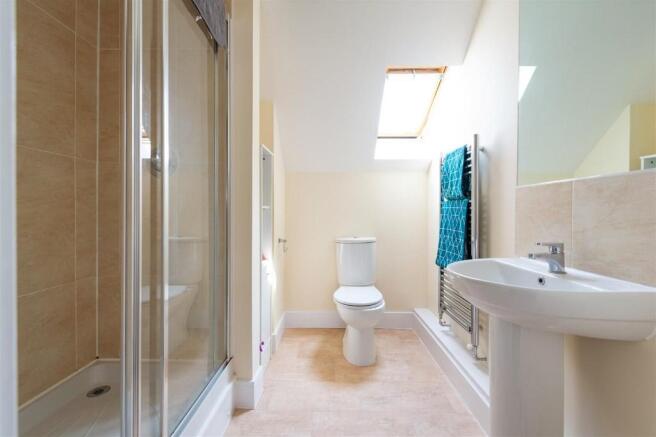 Master Ensuite