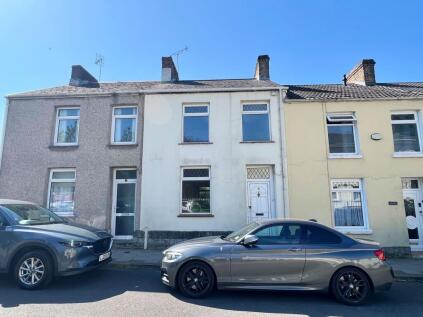 South Street, Bridgend, CF31