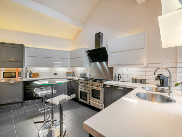 3 bed Detached for sale Image 4
