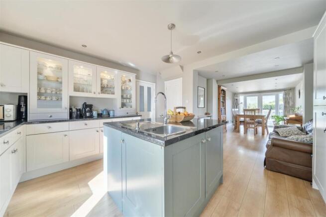 Kitchen / Diner