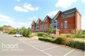 5, Green View Court, School Mead, Abbots Langley WD5 0FB