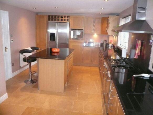Kitchen/Breakfast Ro