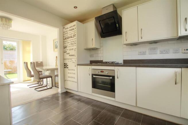 3 bed Detached for sale Image 5