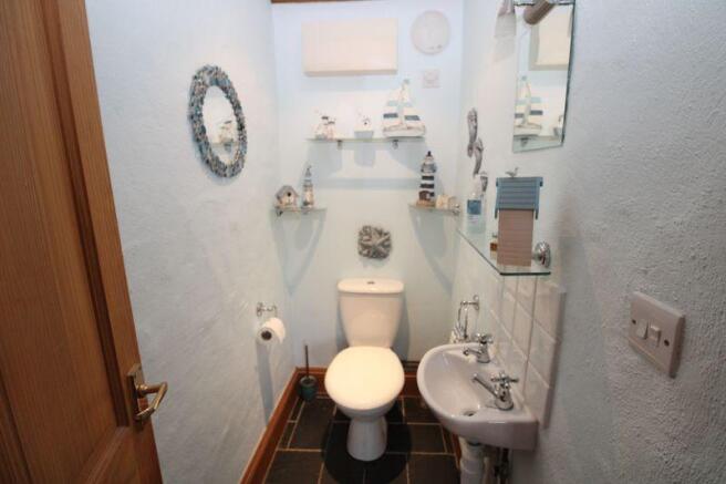 Cloakroom/WC