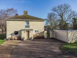 10, Holben Close, Cambridge CB23 7AQ