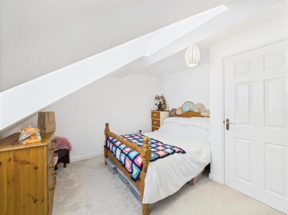 3 bed Detached for sale Image 8