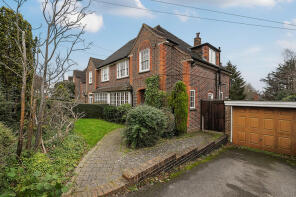28, Albury Drive, Pinner HA5 3RE