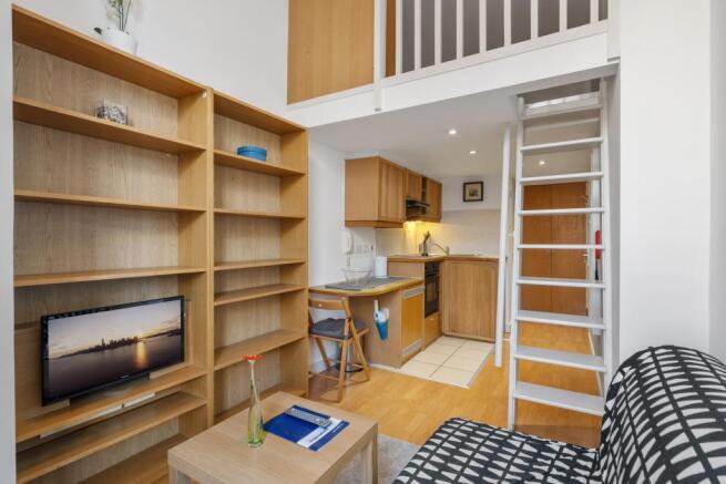 Studio to rent