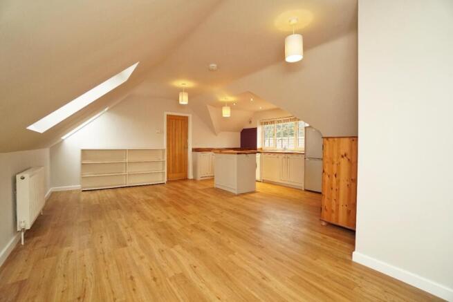 Open plan kitchen/dining/lounge