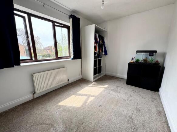 bedroom 3.jpg