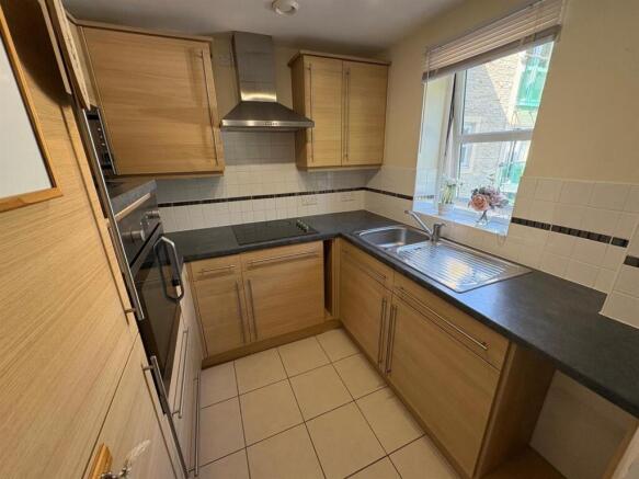 1 bed Apartment for sale Image 3
